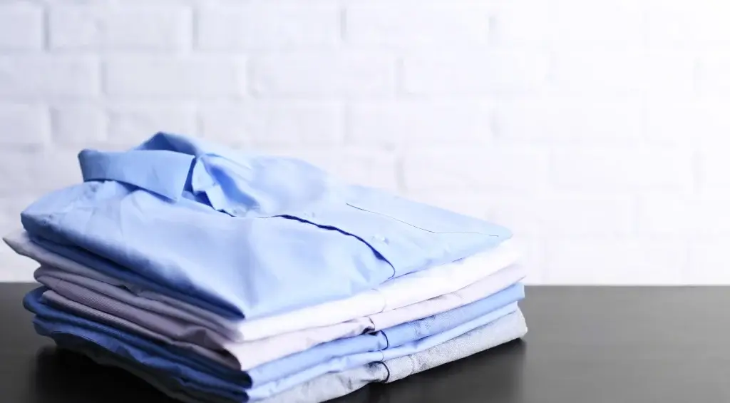 como dobrar camisa social