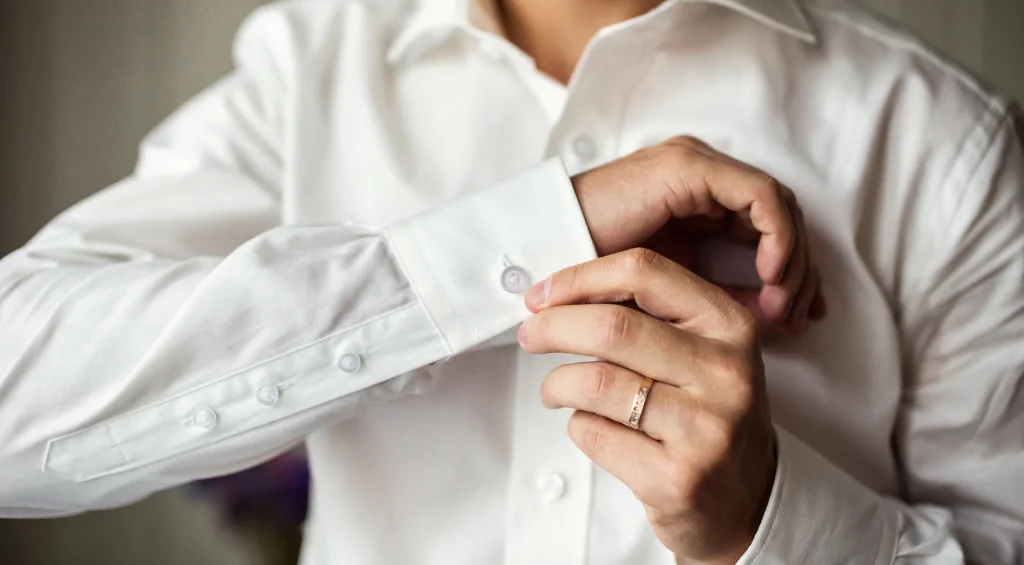 tipos de camisa masculina: camisa social manga longa